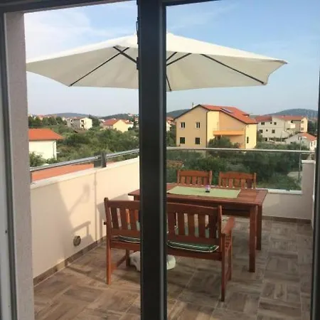 In With Sea View, Terrace, Air Conditioning Wifi 5173-3 Daire Rogoznica (Sibenik-Knin)